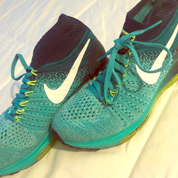 Nike Shoes - Nike Free run Flyknit
